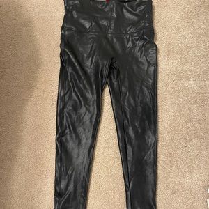 Black leggings. Like new.